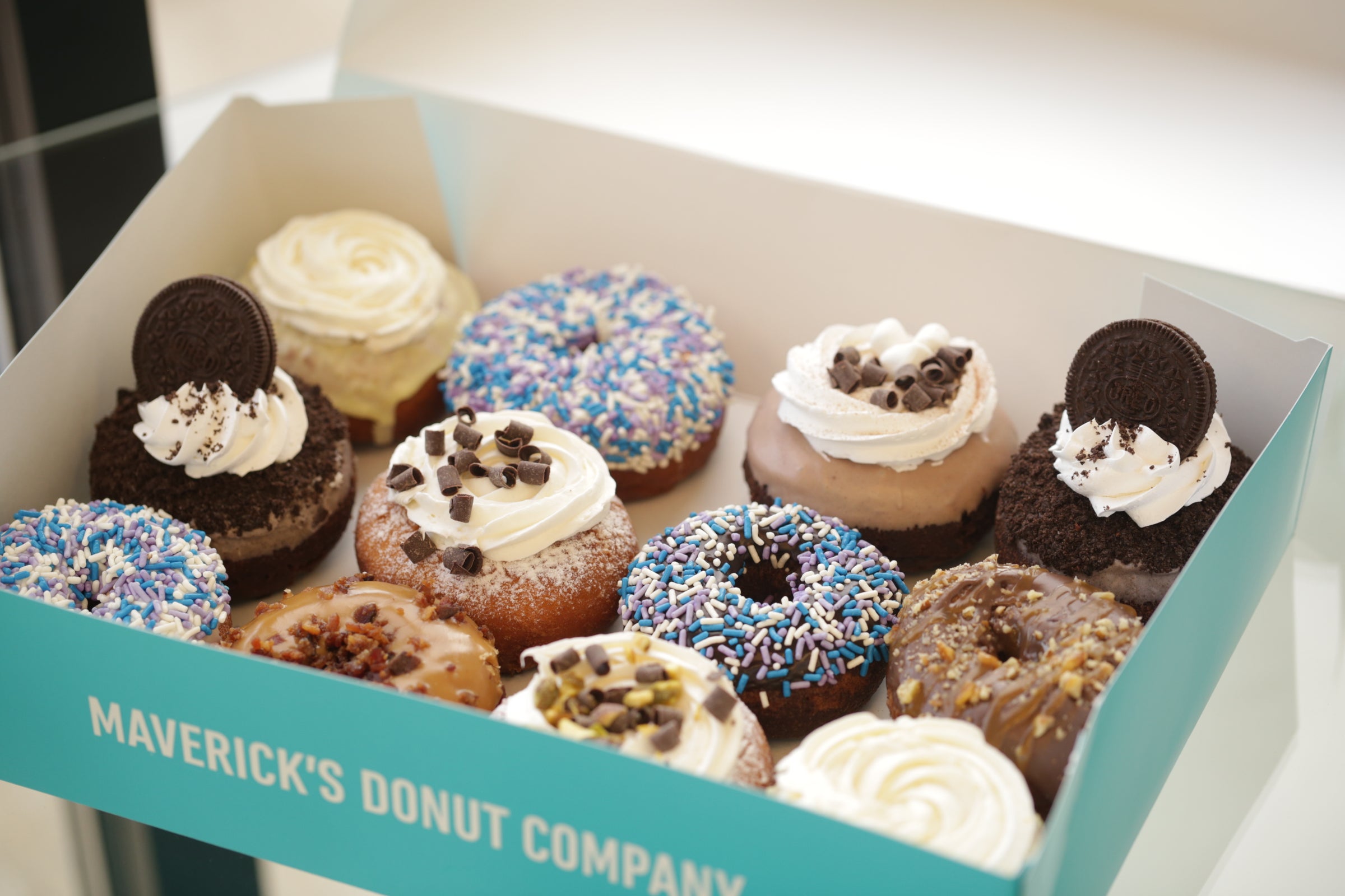 6-Pack Mixed Donuts (online-Oakville) | Maverick's Donut Company